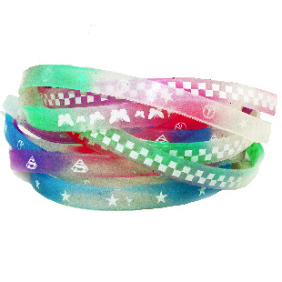 Браслет силиконовый, светящийся в темноте "Футбол"