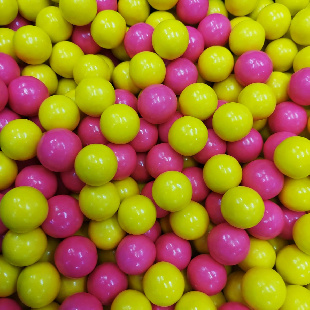 Жевательная резинка 27 мм "Клубничный банан"