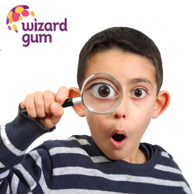 Акция «Счастливые часы»: Скидки на брелки, игрушки-вертушки и фигурки «Пираты»! И конфеты  RUSGUM со скидкой  15%.