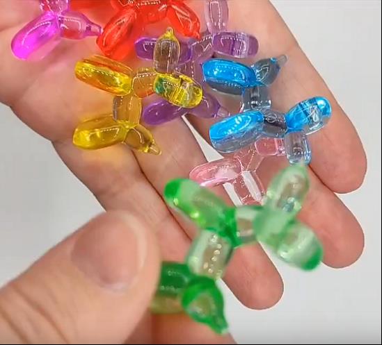 Встречайте  - ожившие воздушные шарики - собаки Сквики (Squeakee)!