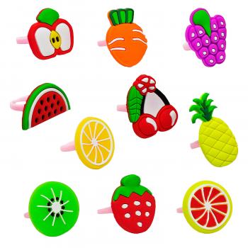 Кольцо пластиковое с резиновой фигуркой 