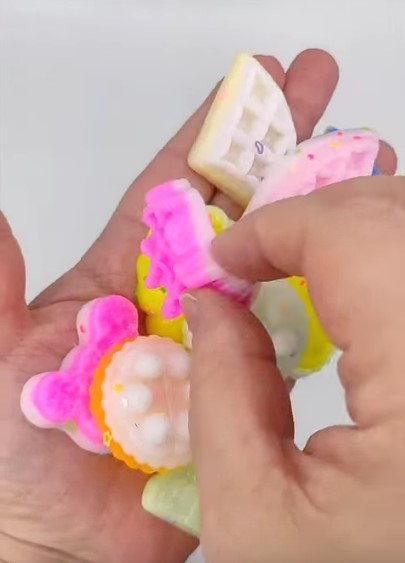 Таба сквиш "Кондитерка": сладкий антистресс для любителей десертов